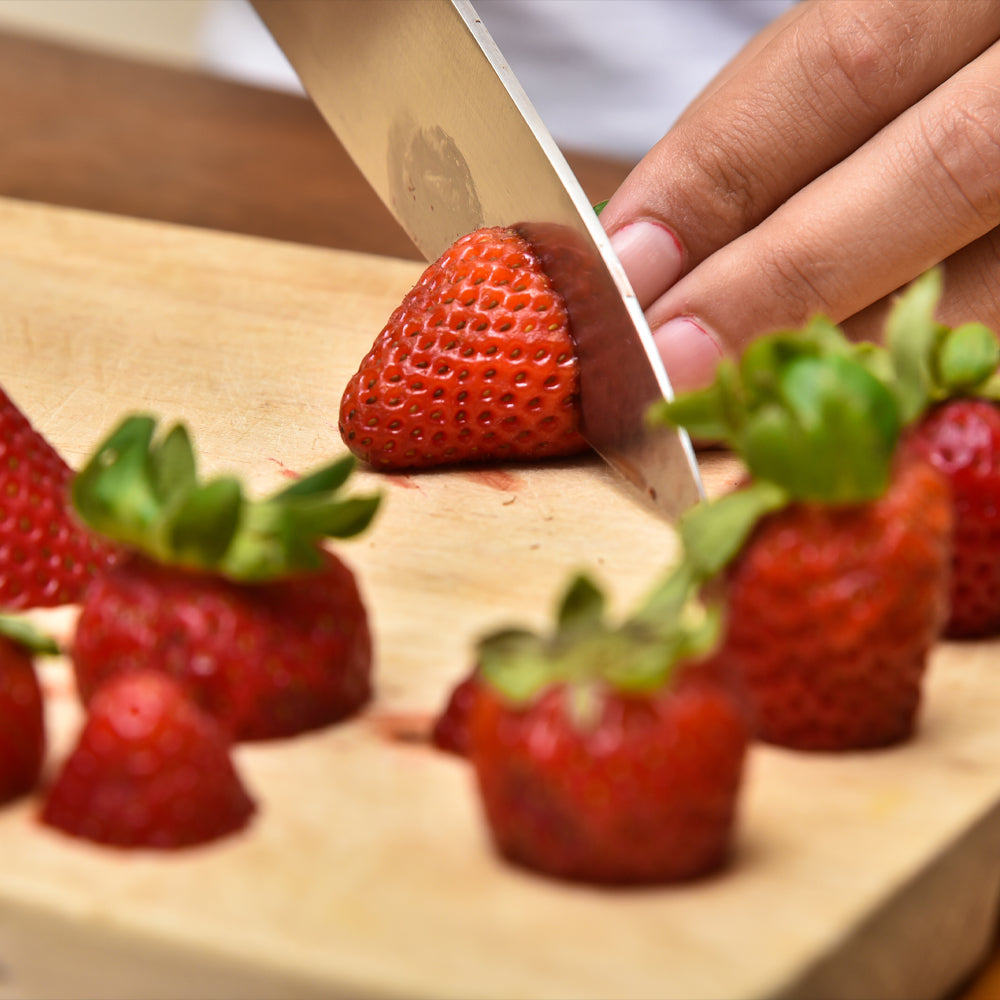 苺壱笑|冷凍プレミアムいちご(約1.5kg/500g × 3袋) 湧き水と竹林が育てた命の果実を、手軽に楽しめる贅沢パック。